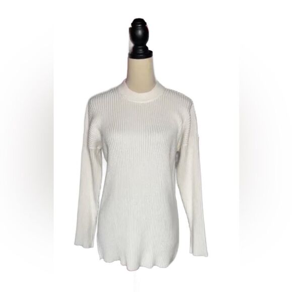 Abercrombie & Fitch White Ribbed Mock Neck Knit Sweater (Size: XS) - Picture 11 of 13